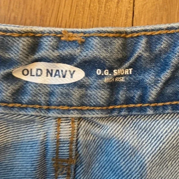 Old Navy Women’s Shorts Denim O.G. high Rise 14 NWT - Picture 3 of 8